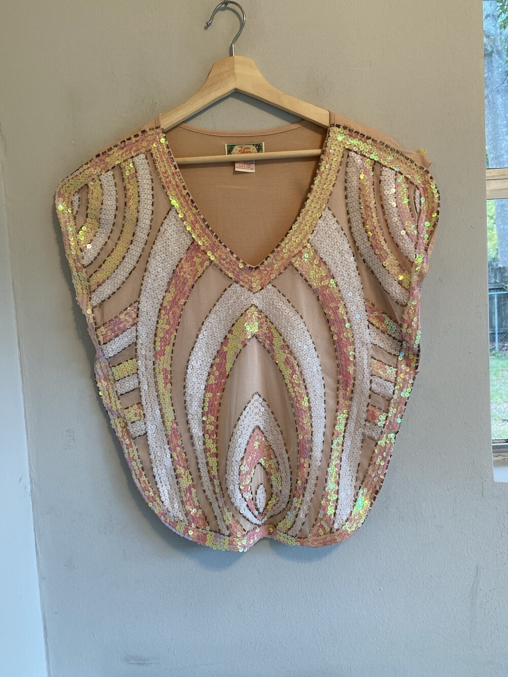 Flying Tomato Sequin Flame Swirl V-Neck Blouse Women's S
